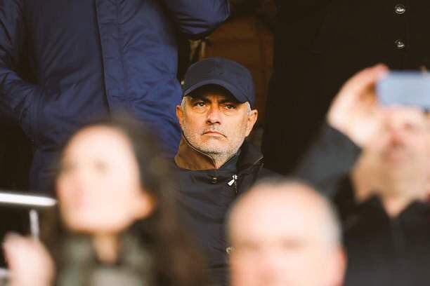 Jose Mourinho makes a return to the Premier League, spotted in 1 big game (Photos)