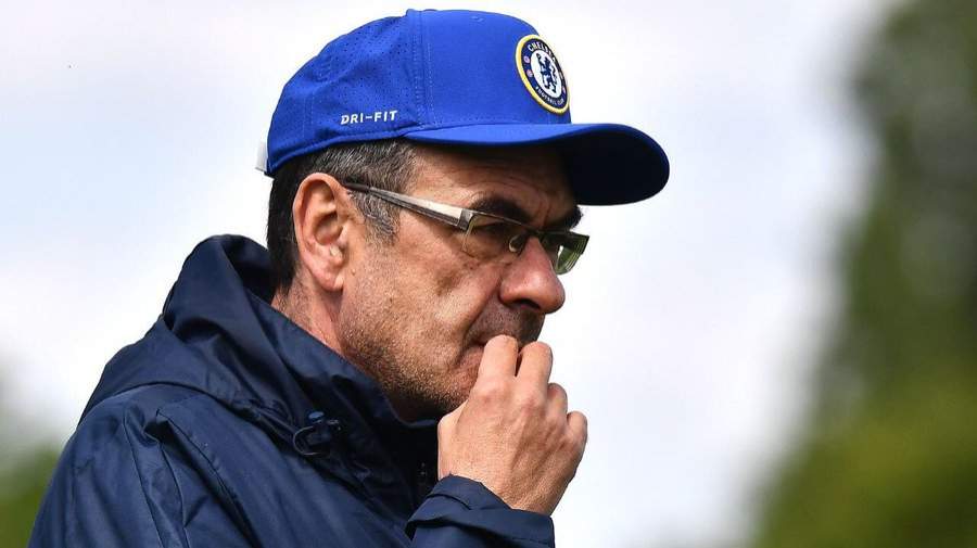 Panic at Stamford Bridge as Sarri agrees deal to join top Italian club this summer