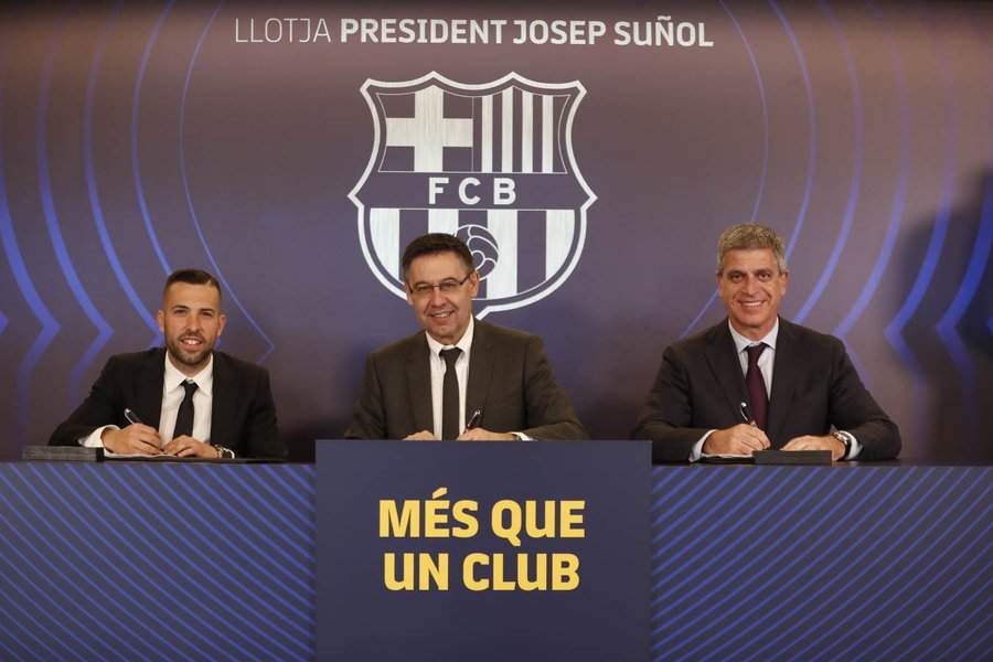 Barcelona star extends stay at Nou Camp until 2024 with massive €500m buyout clause