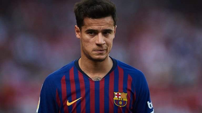 Chelsea join Man United in tough race to sign top Barcelona star this summer