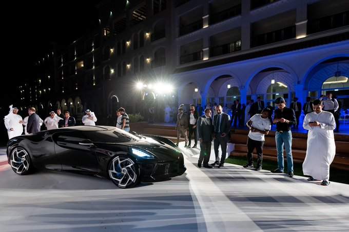 Again, Cristiano Ronaldo stuns the world, buys most expensive car ever (photos)
