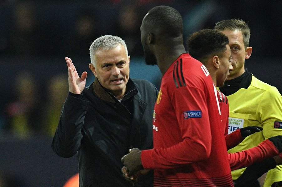Checkout the 2 Manchester United stars who wanted Mourinho to remain in charge