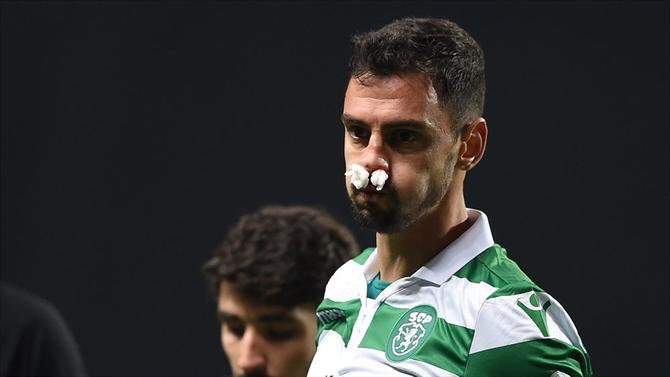 2 teammates in Cristiano Ronaldo's former club break their noses in Portuguese League Cup final (photo)
