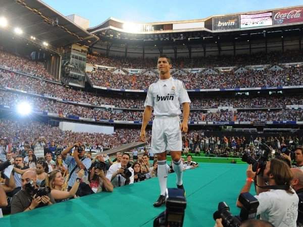 How Cristiano Ronaldo became a school dropout at the age of 14 while his parents were poor