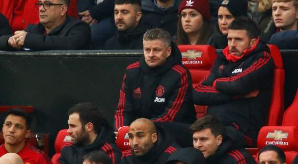 Checkout the bizarre reason Man United fans believe Solksjaer does not like to sit on Mourinho's seat