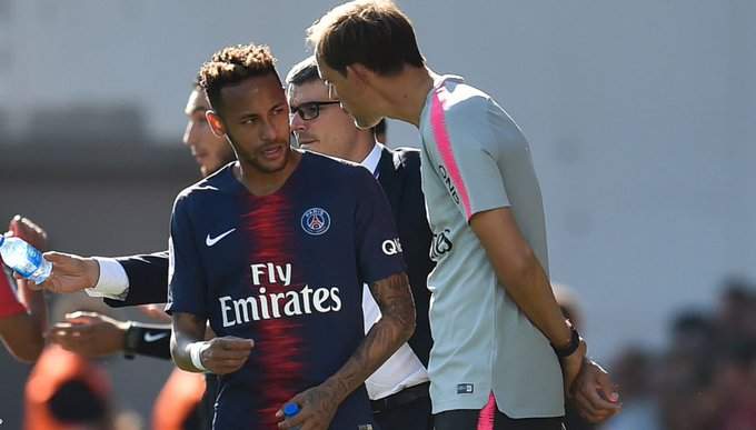 Barcelona target Neymar calls Man United names days before their Champions League clash