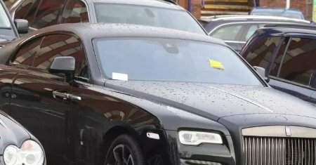 Pogba's £300k Rolls Royce left with parking ticket as angry passerby drops 'strange' message