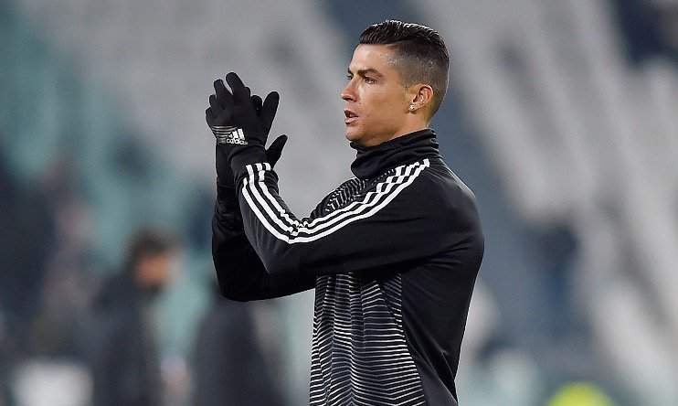 Cristiano Ronaldo makes touching gesture to Juventus fan after warm-up accident