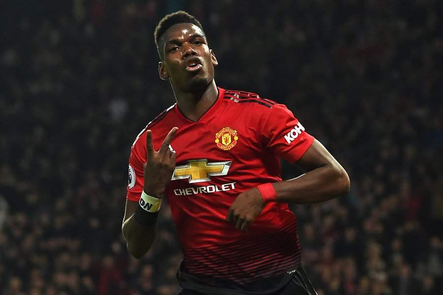 Paul Pogba takes charge of Man United's dressing 1 month after Mourinho's sack