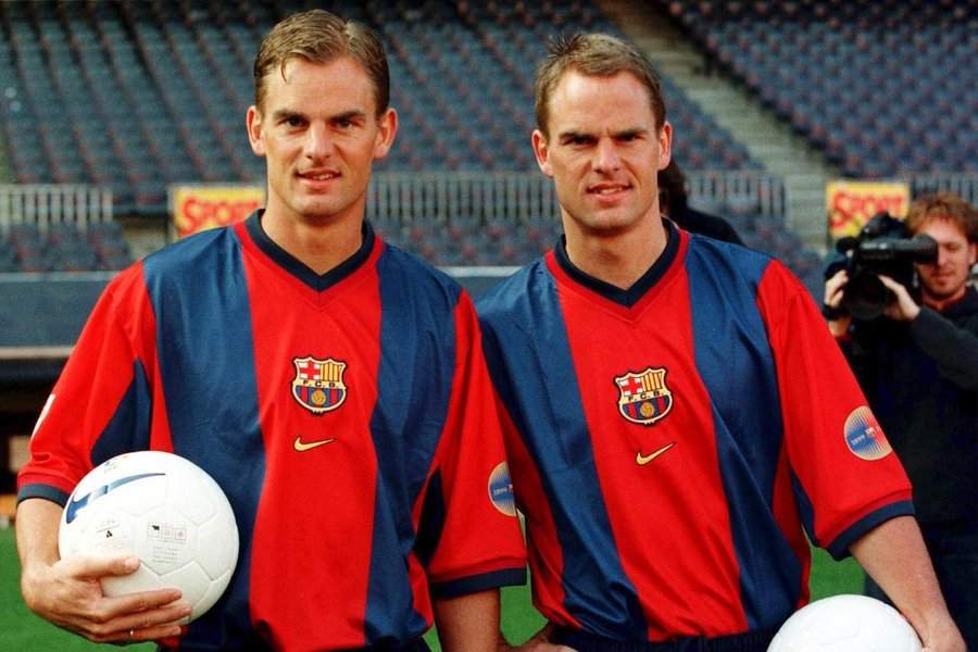 Meet the De Boer twin brothers, who played in 5 different clubs together for 18 years (photos)