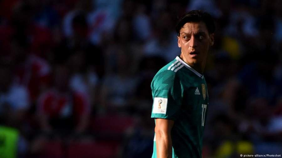 Mesut Ozil's agent blasts Kroos, 2 other Germany superstar over racism claims