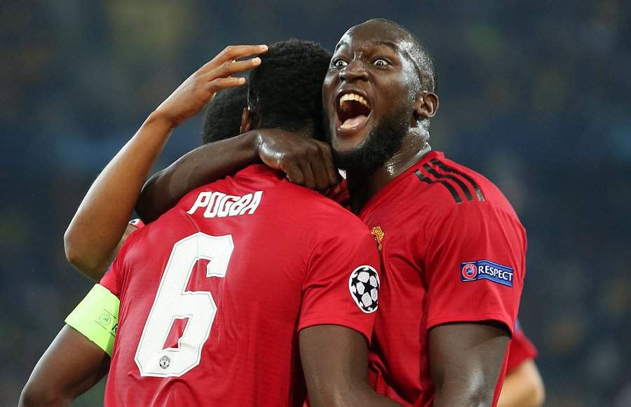 Manchester United star Romelu Lukaku reveals the Chelsea legend who he has been talking to on daily basis