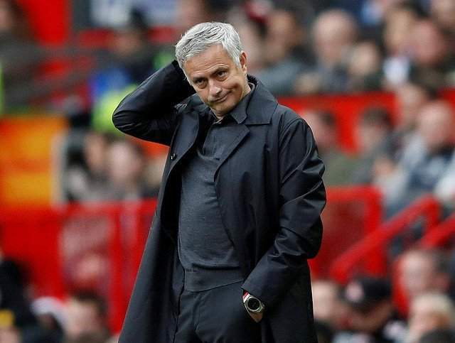 Check out the 2 Manchester United stars Mourinho praised for Chelsea draw