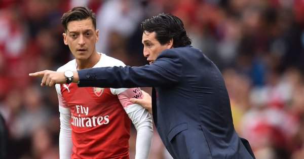 Arsenal playmaker Ozil sends clear message to Emery ahead of Chelsea showdown