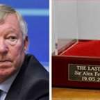 Sir Alex Ferguson's most loved item as Man United boss sold for £390,000