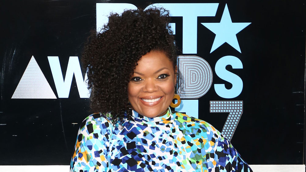 Yvette Nicole Brown to Moderate 'Walking Dead,' 'Fear the Walking Dead' Panels at SDCC