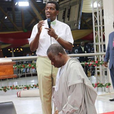 Pastor Adeboye Changes Facebook Profile Picture To Jonathan, Cover Photo To Osinbajo