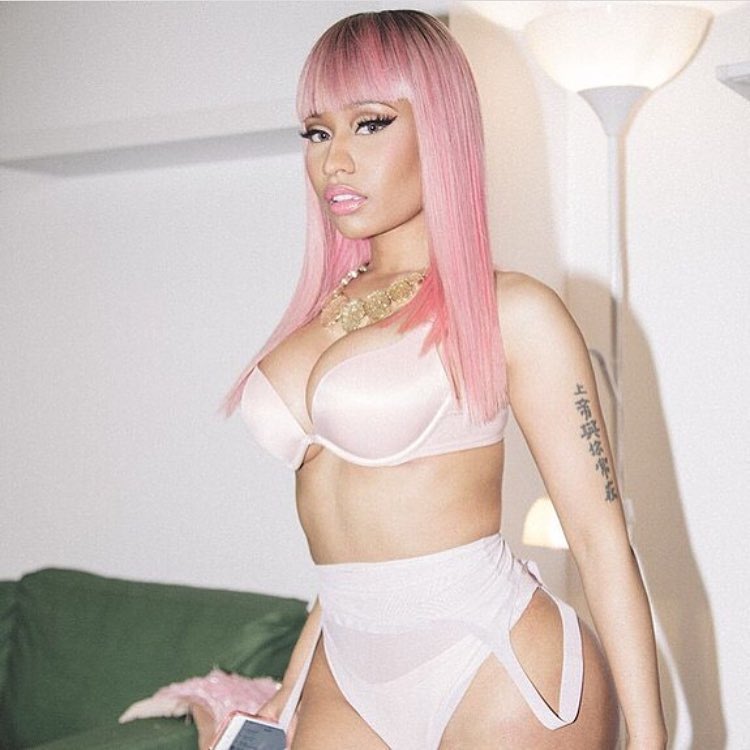 Nicki Minajs 10 Sexiest Instagram Pictures Torizone 