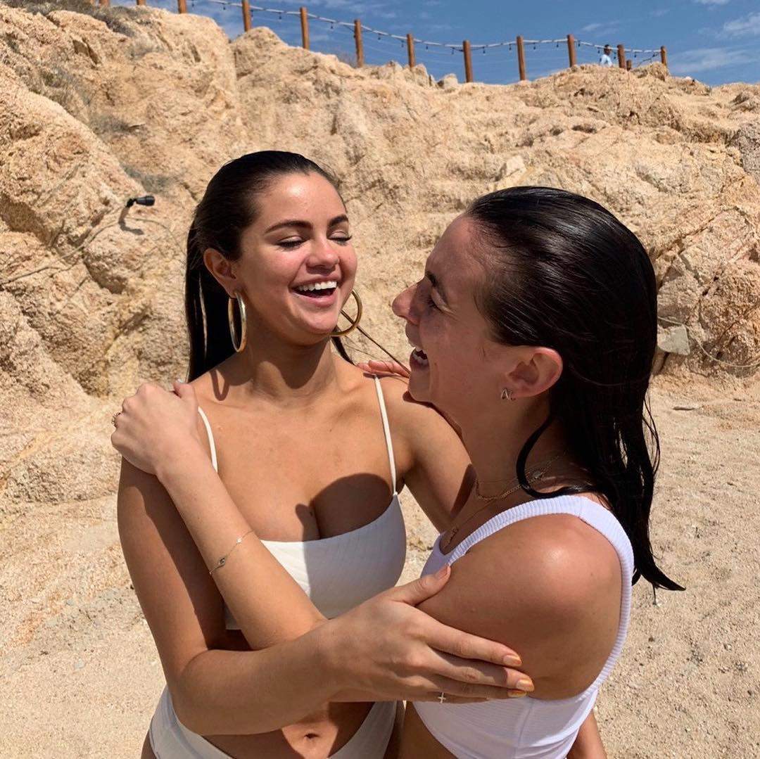 Selena Gomez Looks Like A Smiling, Happy Queen In Latest Beach Pics