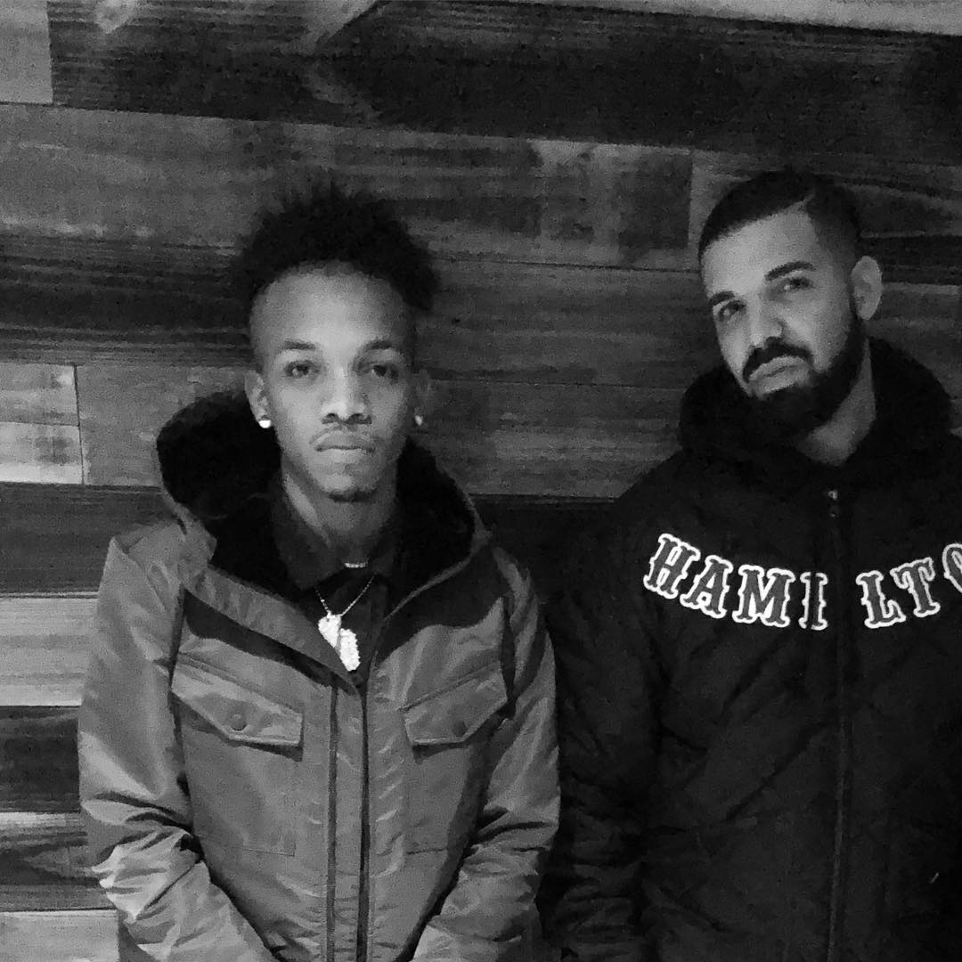 Tekno shares photo with Drake!