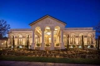 Mayweather buys new incredible N3.6bn mansion in Las Vegas which has 11 bedrooms and a gym (photos)