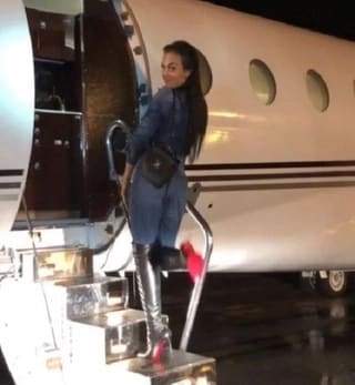 Ronaldo's girlfriend Georgina poses gorgeously on private jet amid assault allegations (photos)