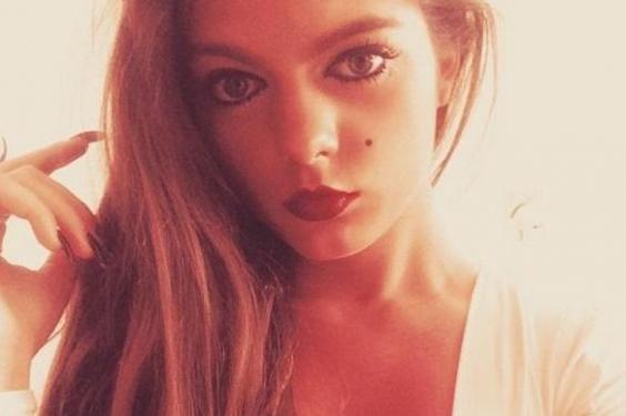 Stunning London TV Worker Sacked For Being Too Pretty (Photos)