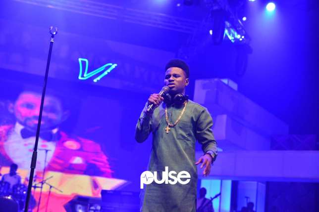 Kenny Blaq performing at the Beejay Sax Live concert 2nd edition which held at Eko hotel on Sunday, May 13, 2018. (Pulse)