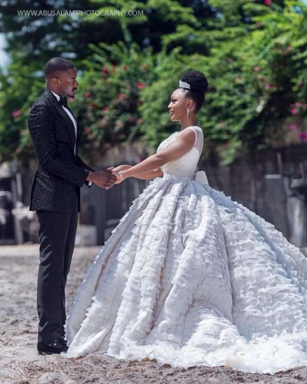 Ifu Ennada and Leo in pre-wedding inspired shoot (bellanaija)