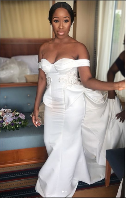 This bride looked stunning in an Andrea Iyamah creation. (@muapaloma)